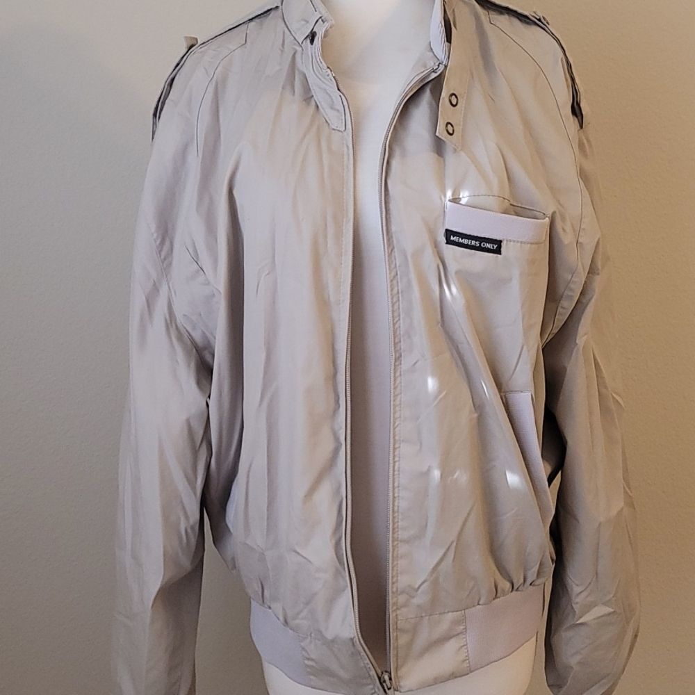 ‎Members only vintage jacket size 44